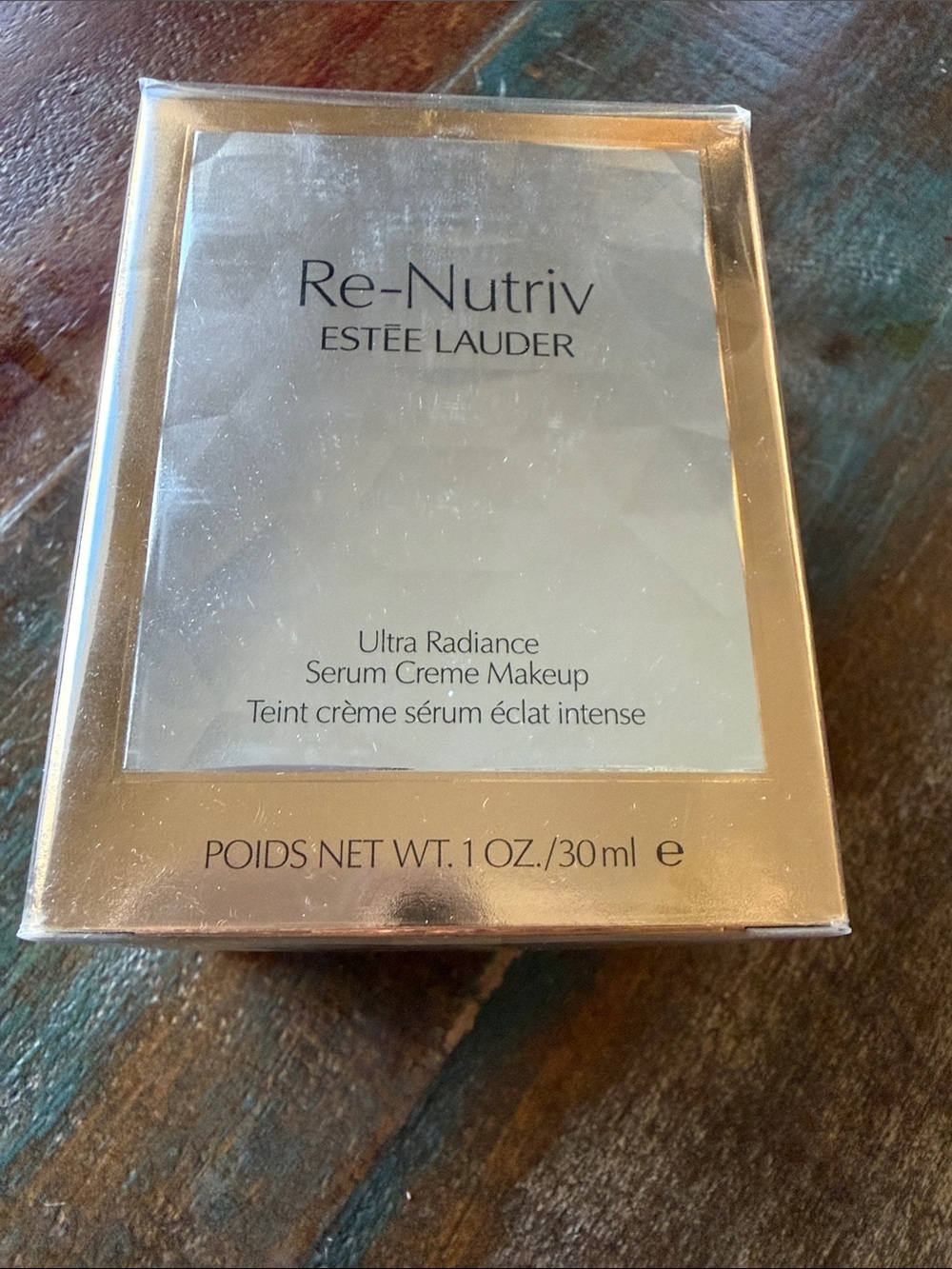 New Estee Lauder Re-Nutriv Ultra Radiance Serum Creme Makeup in Cool Vanilla